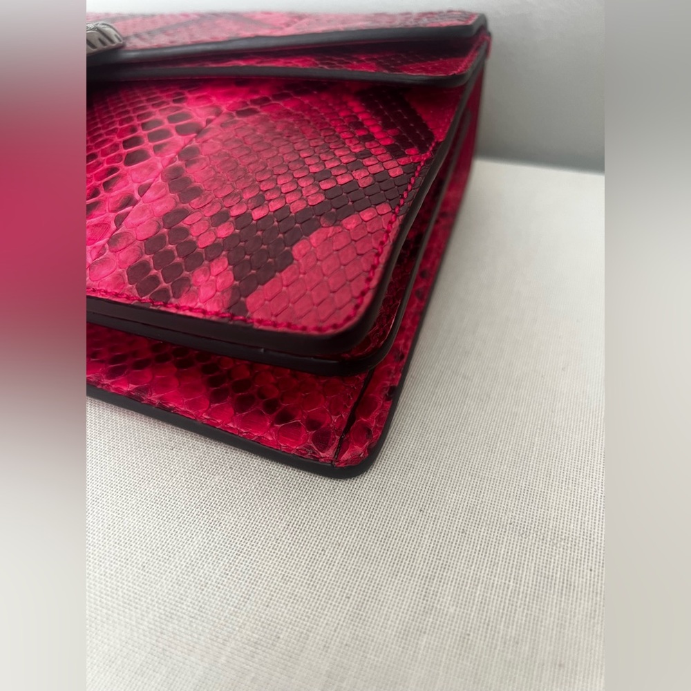Gucci Exotic Fushia Dionysus Shoulder Bag - Picture 8 of 11
